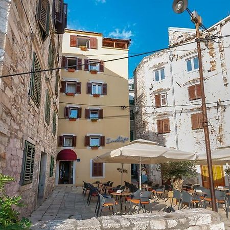 Sibenik Antique Studio Apartment - Old Town Exterior foto